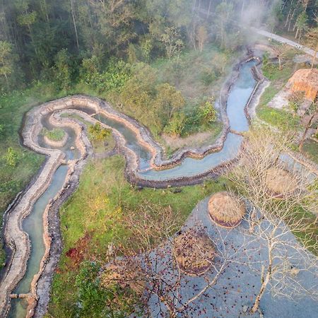 Thanh Tan Hot Springs By Fusion Hue Luaran gambar