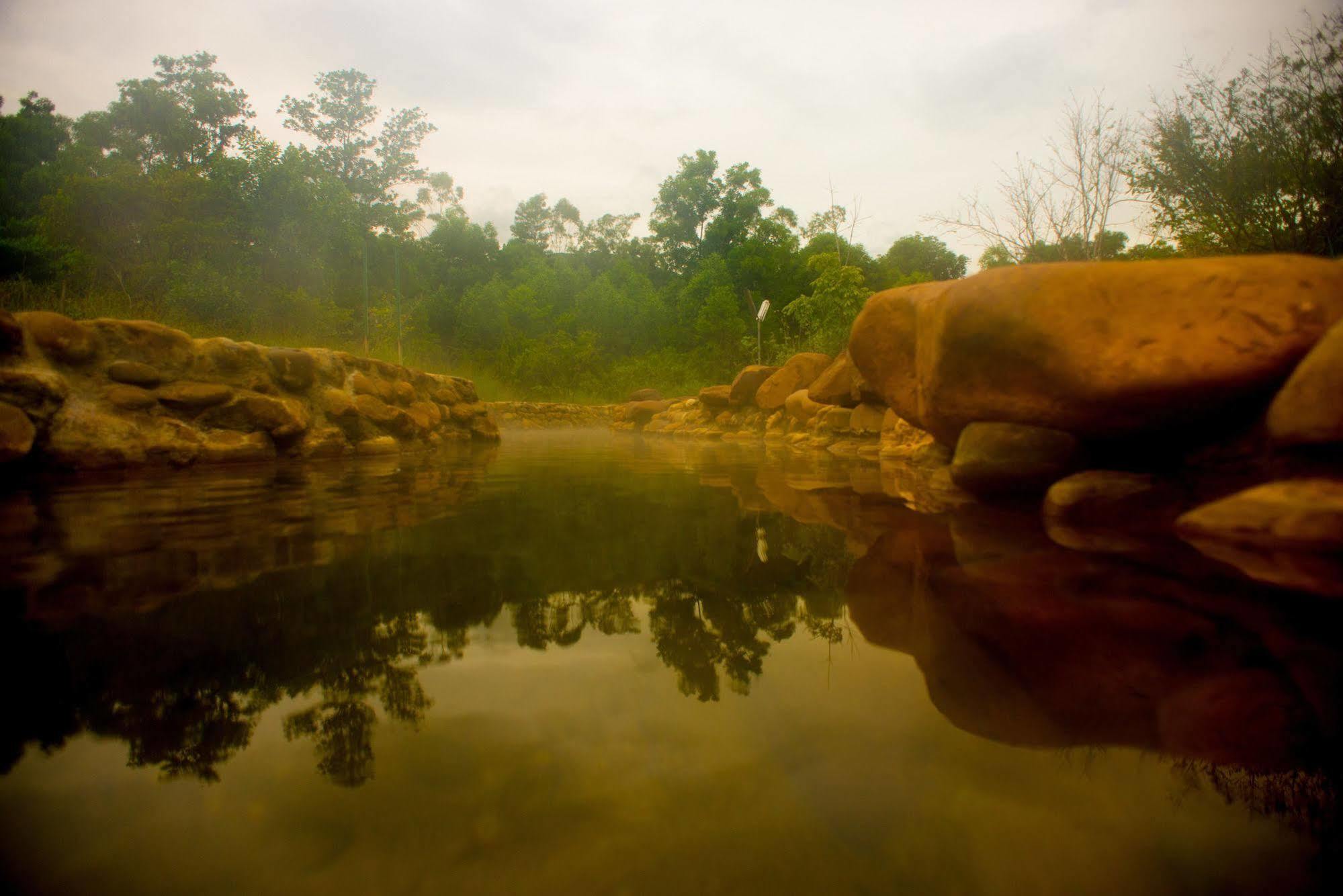 Thanh Tan Hot Springs By Fusion Hue Luaran gambar